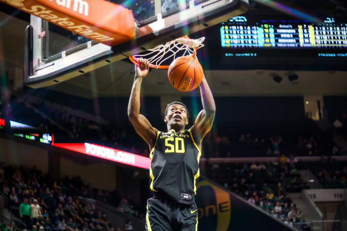 eric-williams-jr-dunk-vs-ucla